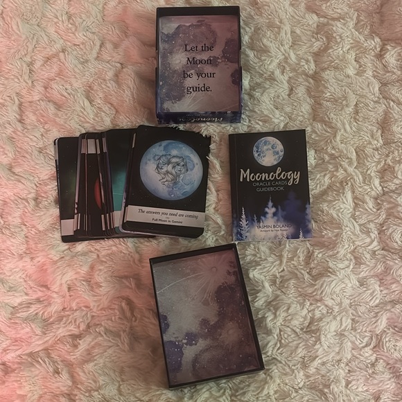 Moonology oracle cards - Picture 3 of 3